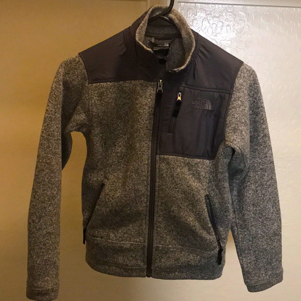 North face boys medium 10/12 light coat